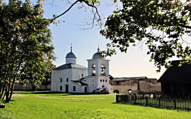 Никольский собор в Изборске