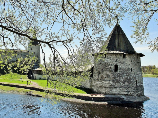 Башни Псковского Кремля