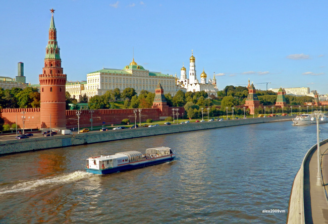 Летние виды Москва-реки