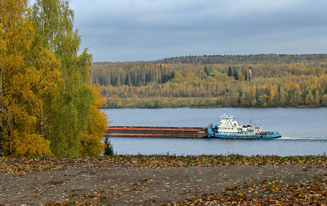с видом на реку Волгу