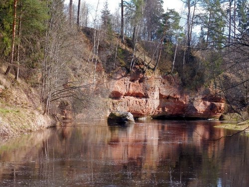 Красные скалы