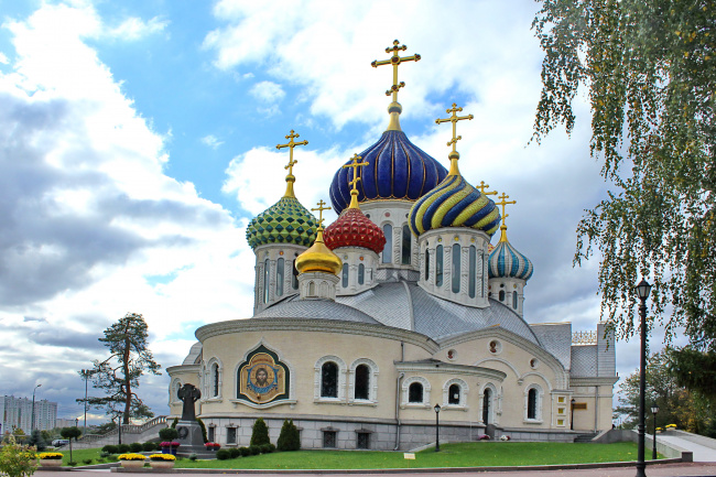 Храм святого Игоря Черниговского в Переделкино