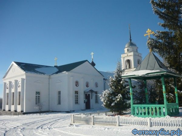 Свято-Никольский храм.